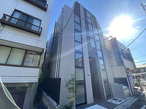 東京都新宿区矢来町 地上4階地下1階建 築2年3ヶ月