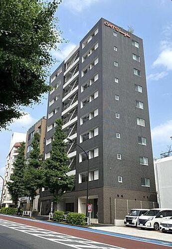 東京都渋谷区神宮前１丁目 11階建