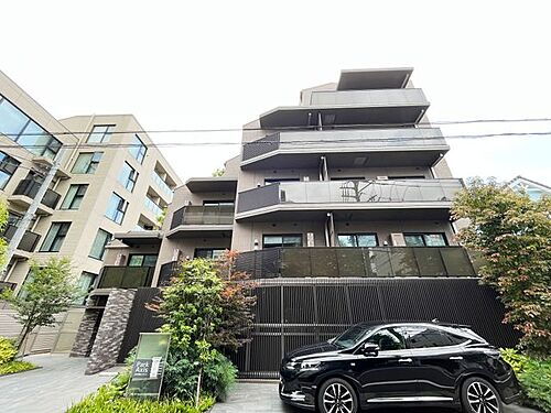 東京都新宿区市谷加賀町２丁目 5階建 築6年10ヶ月