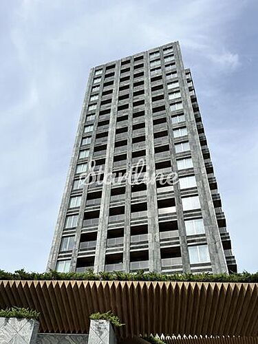 東京都千代田区富士見１丁目 地上18階地下1階建 