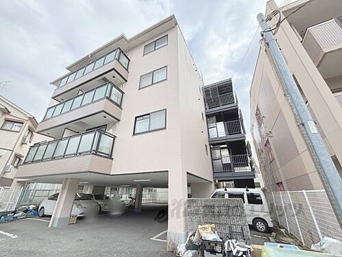 大阪府枚方市交北１丁目 築27年9ヶ月 4階建