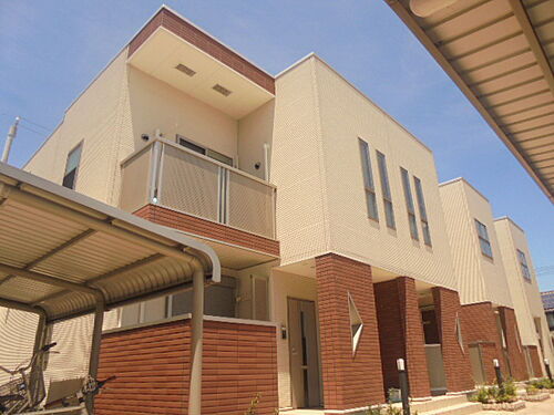 兵庫県加古川市野口町坂井 築15年6ヶ月 2階建