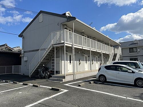 兵庫県姫路市飾磨区阿成 2階建