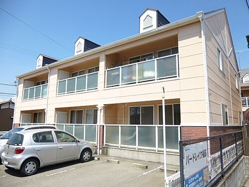 兵庫県姫路市飾磨区高町１丁目 2階建