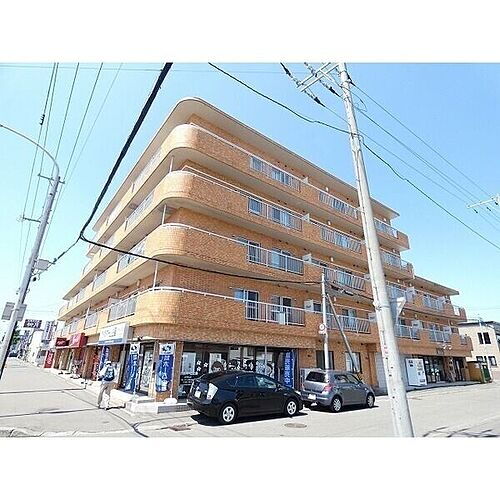 北海道札幌市北区新琴似八条５丁目 5階建