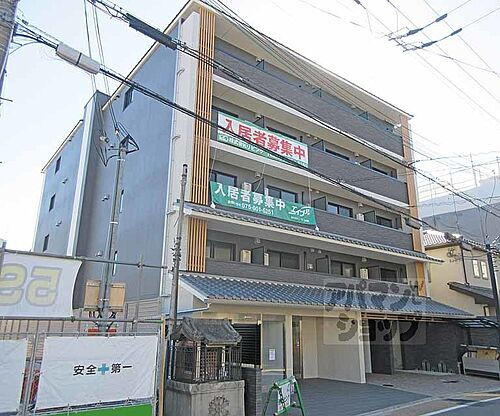 京都府京都市伏見区大阪町 5階建 築3年2ヶ月