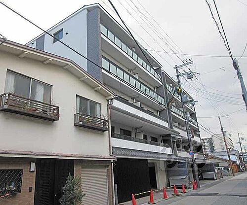 京都府京都市伏見区車町 築3年10ヶ月 5階建
