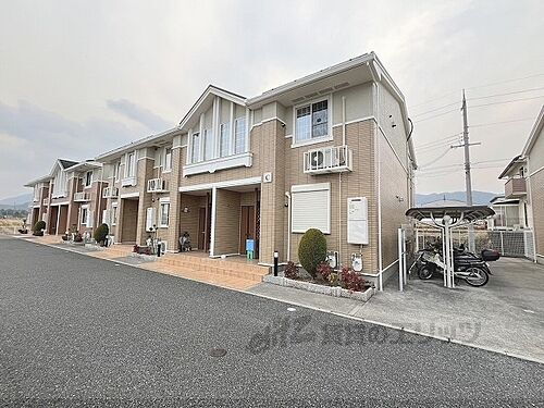 奈良県葛城市長尾 賃貸アパート