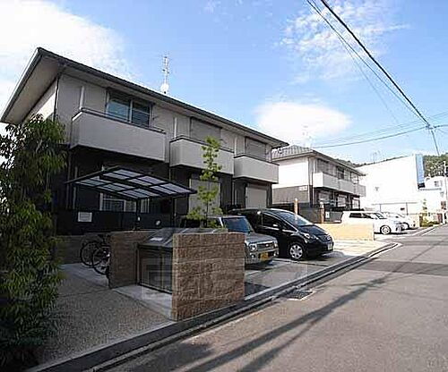 京都府京都市東山区今熊野南日吉町 築17年5ヶ月 2階建