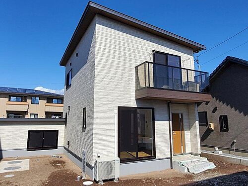 長野県佐久市長土呂 2階建 築3年8ヶ月