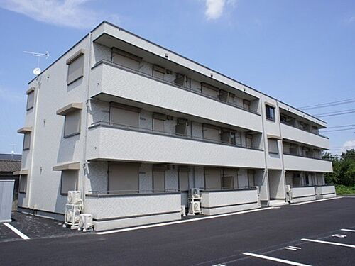 栃木県宇都宮市陽東７丁目 3階建 築11年6ヶ月