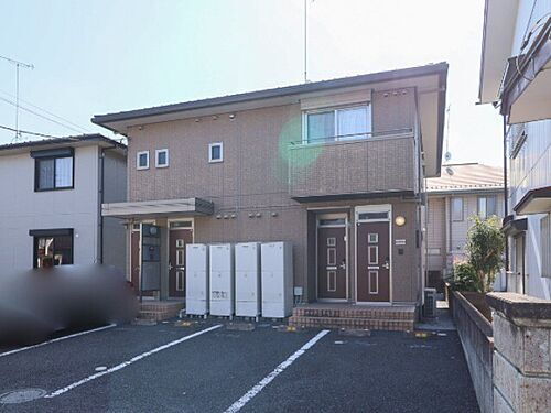 フラッツァ　ドゥーズ　Ｃ 2階建