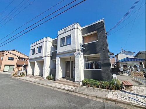 奈良県香芝市磯壁２丁目 築11年6ヶ月 2階建