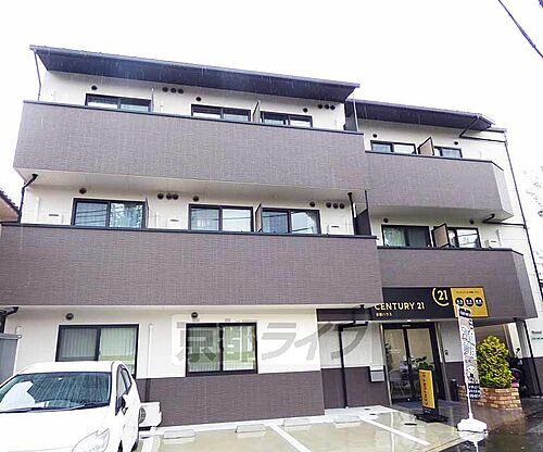 京都府京都市右京区西京極西川町 築4年9ヶ月 3階建