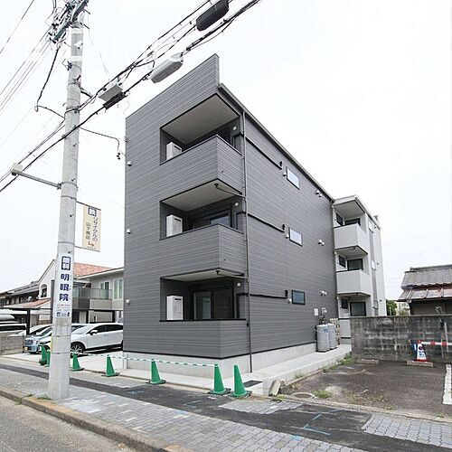 愛知県名古屋市中川区中野本町１丁目 3階建 