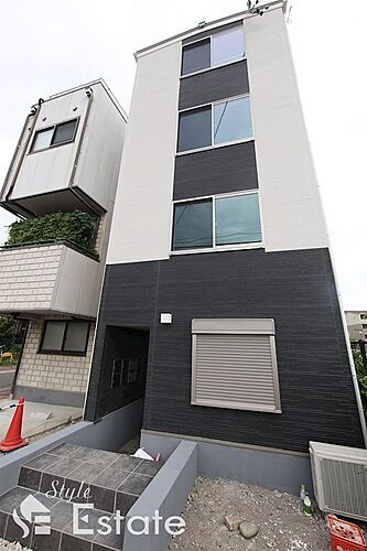 愛知県名古屋市千種区千種３丁目 4階建 築6年11ヶ月