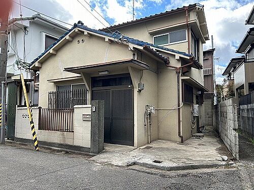 粟　戸建て 2階建