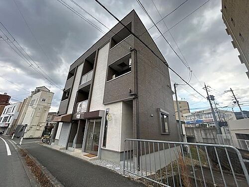 奈良県生駒市東松ケ丘 3階建 築3年5ヶ月