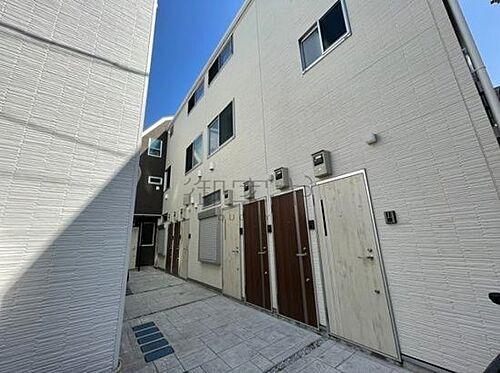 東京都目黒区目黒本町２丁目 3階建 築5年7ヶ月