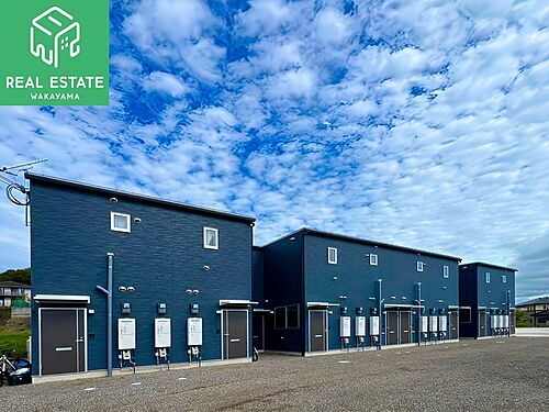 和歌山県和歌山市鳴神 築4年2ヶ月 2階建