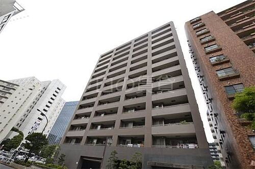 東京都大田区大森北１丁目 13階建