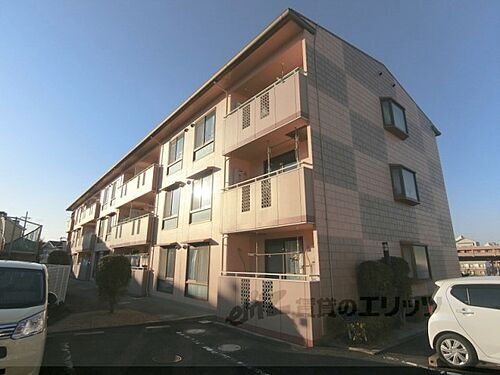 大阪府枚方市長尾元町１丁目 3階建 築31年3ヶ月