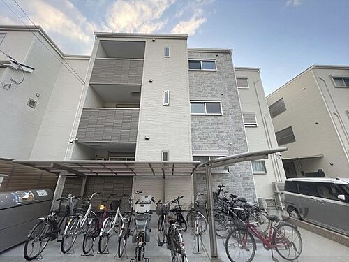 大阪府寝屋川市萱島桜園町 賃貸アパート