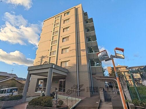 大阪府東大阪市西石切町１丁目 築23年8ヶ月 7階建