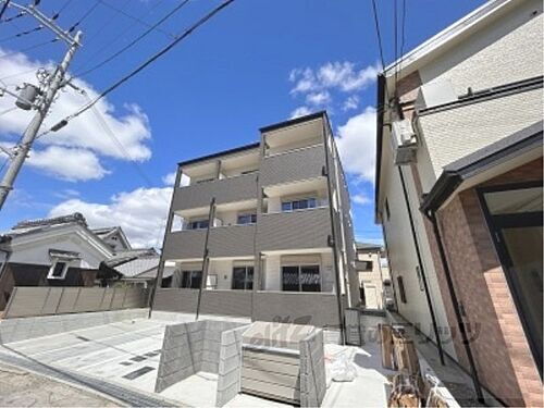 大阪府枚方市渚本町 賃貸アパート