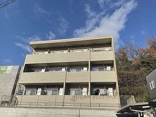 奈良県生駒市辻町 3階建 築3年5ヶ月