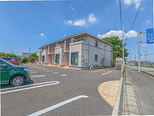 群馬県伊勢崎市富塚町 2階建 築6年1ヶ月
