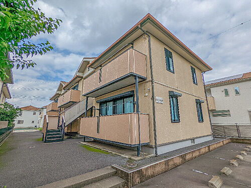 群馬県伊勢崎市茂呂町１丁目 2階建 築23年2ヶ月