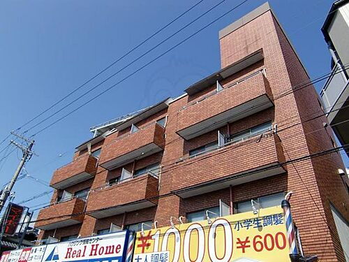 ライブカントリーエイト