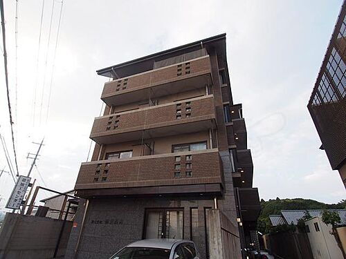 ＰＡＬＡＣＥ　ＦＩＲＳＴ　Ｑ