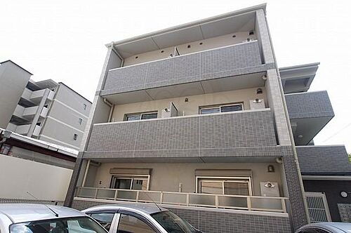 京都府京都市下京区中堂寺庄ノ内町 築8年7ヶ月 3階建