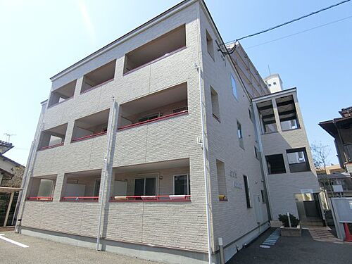 福岡県久留米市国分町 3階建 築10年4ヶ月