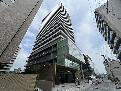 岡山県岡山市北区表町３丁目 20階建
