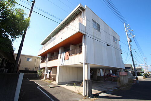 岡山県岡山市南区千鳥町 3階建 築32年1ヶ月