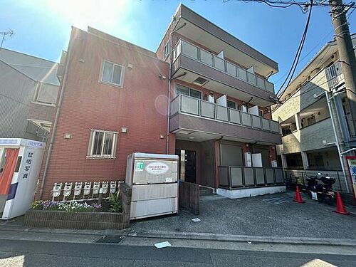 神奈川県横浜市鶴見区市場東中町 3階建 築16年5ヶ月
