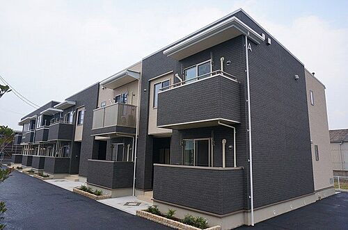 香川県高松市三谷町 2階建 築11年8ヶ月
