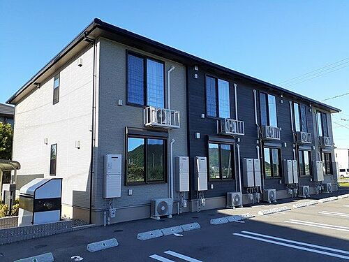 徳島県阿南市見能林町林崎 2階建