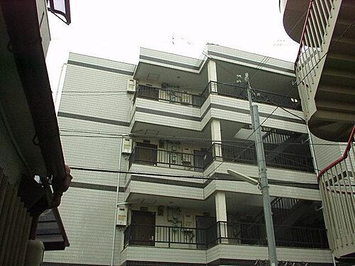 大阪府寝屋川市八坂町 賃貸アパート