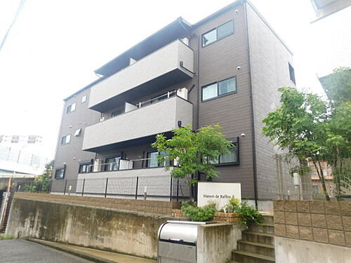 大阪府池田市住吉１丁目 3階建 築6年5ヶ月