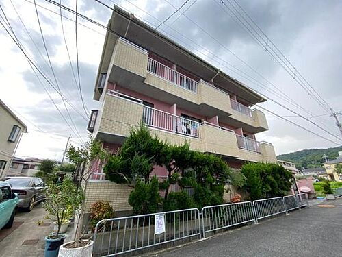 大阪府箕面市粟生間谷西７丁目 3階建 築35年9ヶ月