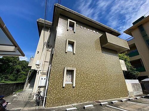 大阪府箕面市箕面７丁目 3階建