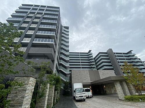 大阪府豊中市上新田１丁目 13階建 築8年6ヶ月