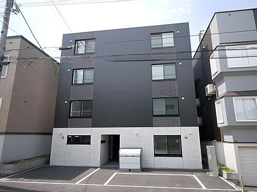 北海道札幌市白石区栄通１５丁目 4階建 築1年2ヶ月