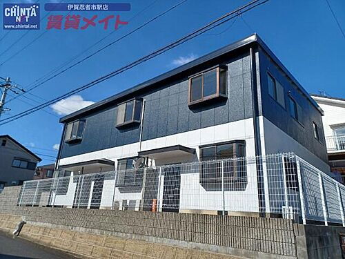 三重県伊賀市千歳 テラスハウス