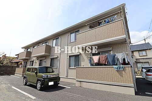 神奈川県伊勢原市白根 2階建 築10年7ヶ月