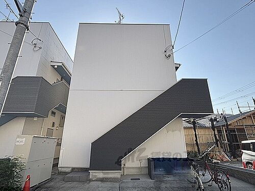 兵庫県尼崎市長洲東通３丁目 賃貸アパート